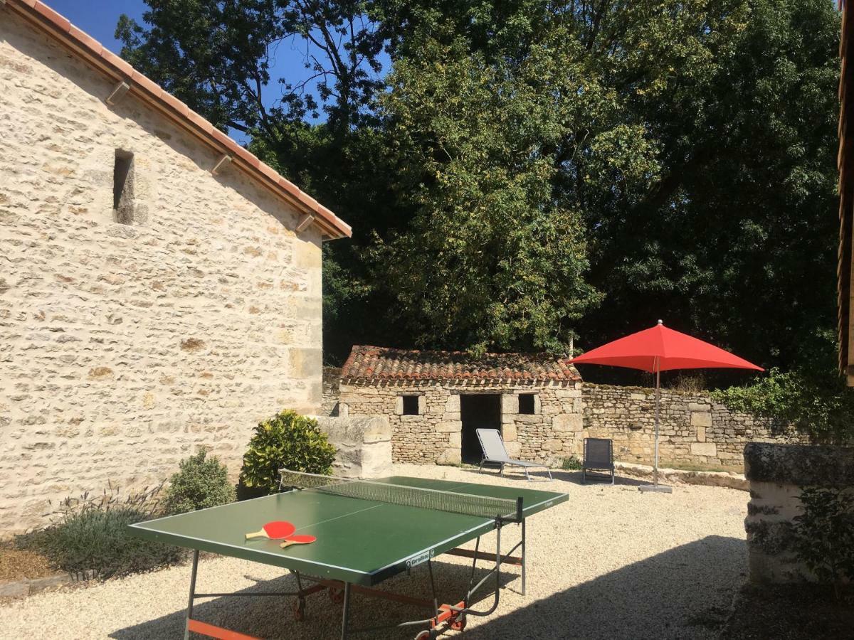 Gites Les Demeures De Valette Azay-le-Brule Bagian luar foto